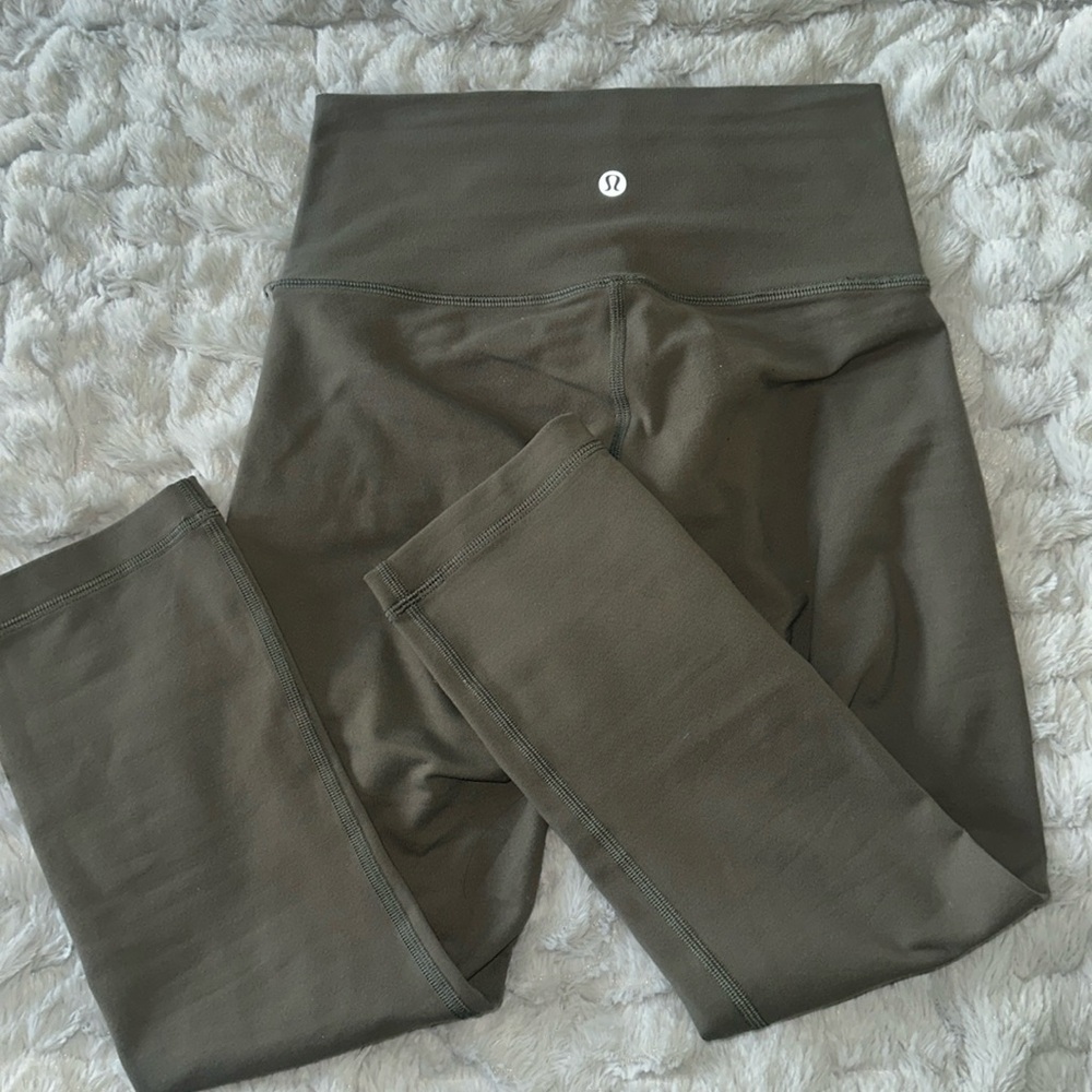3/4 LULULEMON leggings